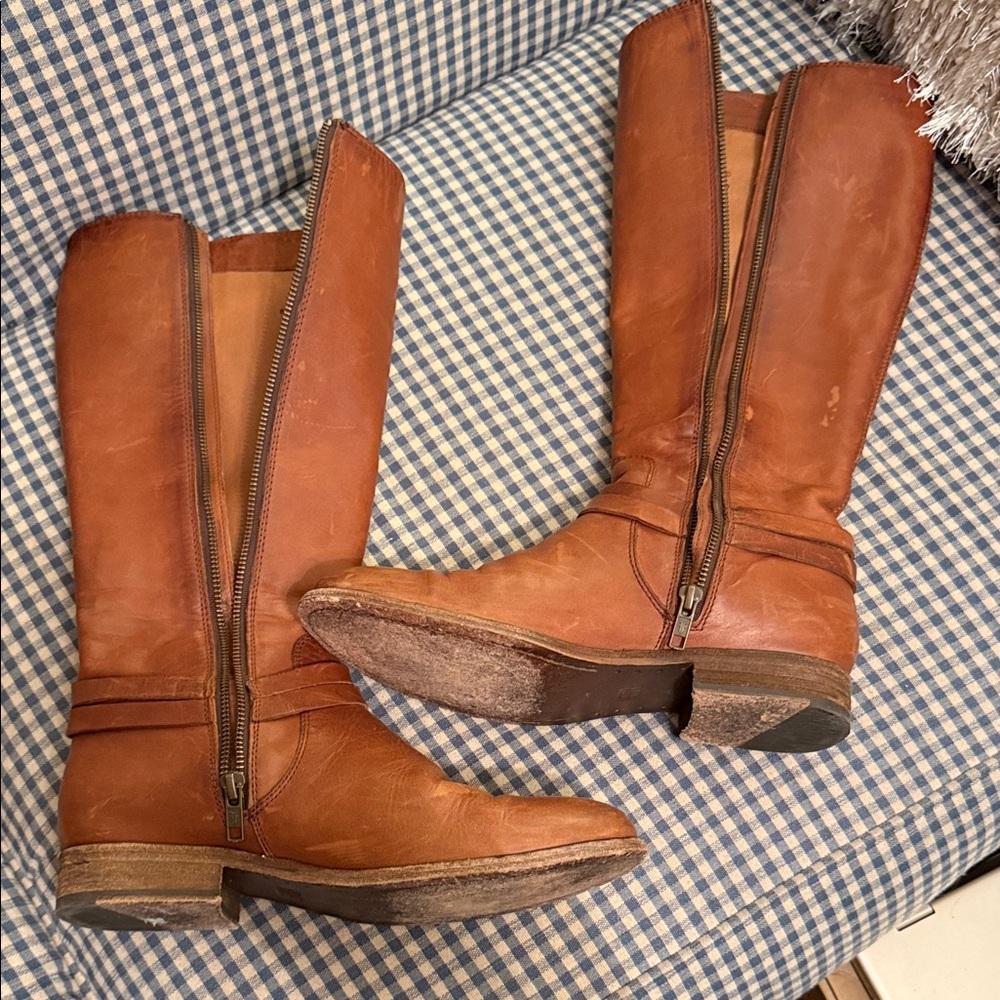 Frye Melissa Belted Boots - Picture 11 of 14